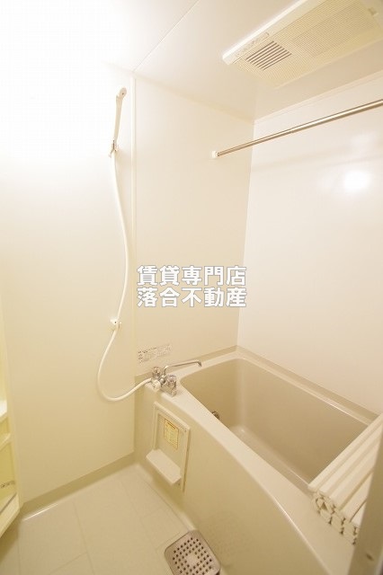 バス・シャワールーム　追い焚き機能付き