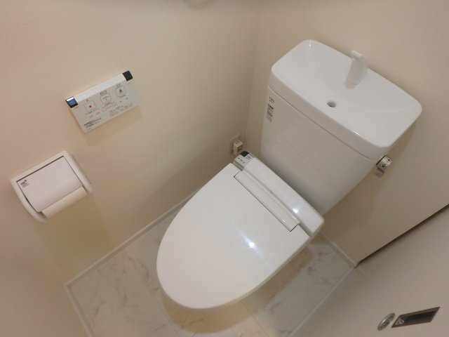 トイレ　清潔感のあるトイレです