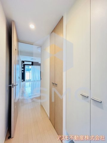 玄関　同マンション別部屋　参考写真