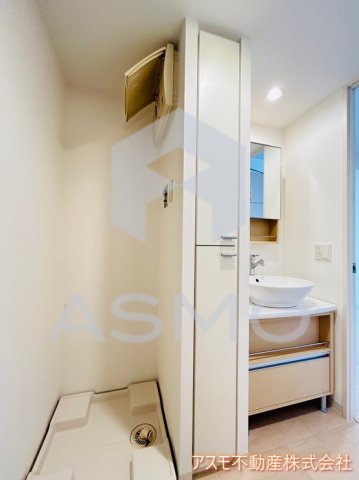 洗面設備　同マンション別部屋　参考写真