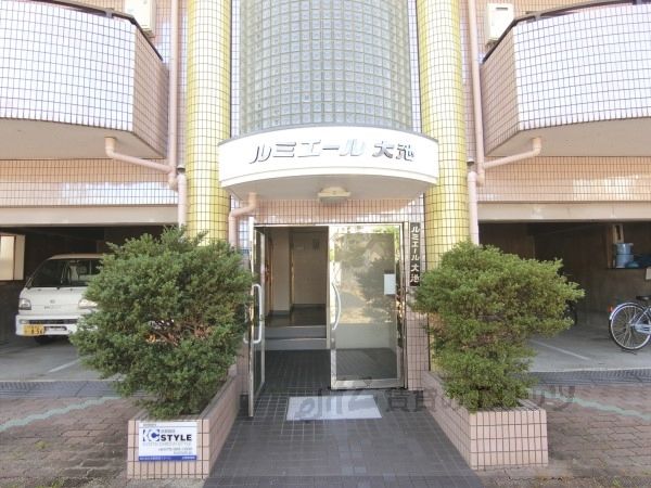 エントランス　エントランス