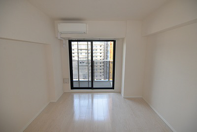 居室・リビング　写真は同マンション別のお部屋のものです