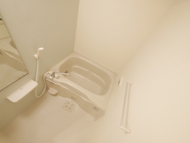 バス・シャワールーム　★追焚機能付のきれいなバスルームです★