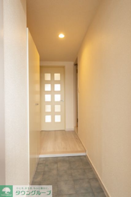 玄関　※写真は同タイプ住戸です。