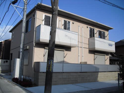 建物外観　重量感のあるオシャレな外観です♪