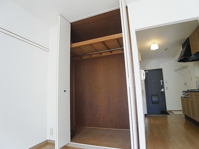 収納　大きなクローゼット