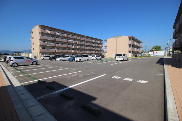 駐車場　駐車場☆