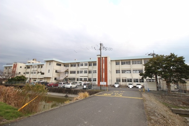 小学校　みやき町立三根西小学校（小学校）まで1100m