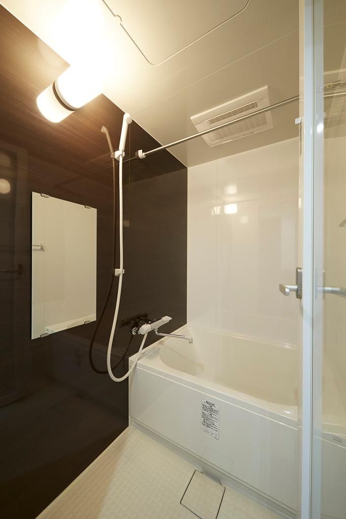 バス・シャワールーム　別部屋参考写真