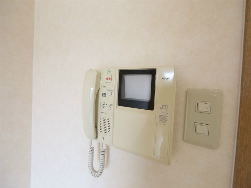 セキュリティ　TVモニター付インターホン（オートロック付）