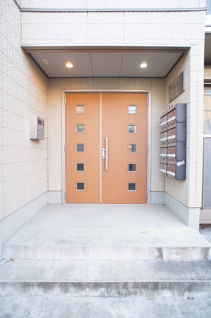 エントランス　エントランスもゆったりです☆