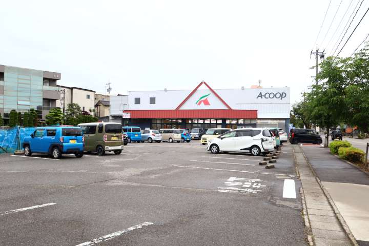 スーパー　Ａコープ笠舞店（スーパー）まで777m