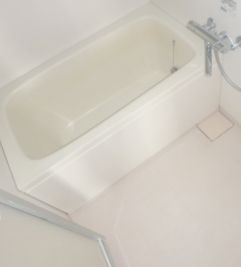 バス・シャワールーム　きれいなお風呂です