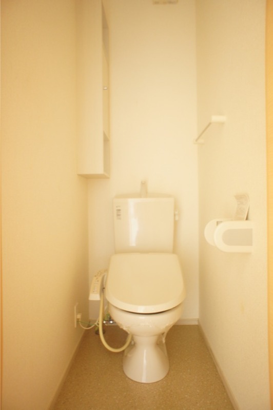 トイレ　図面と現状に相違がある場合には現状を優先