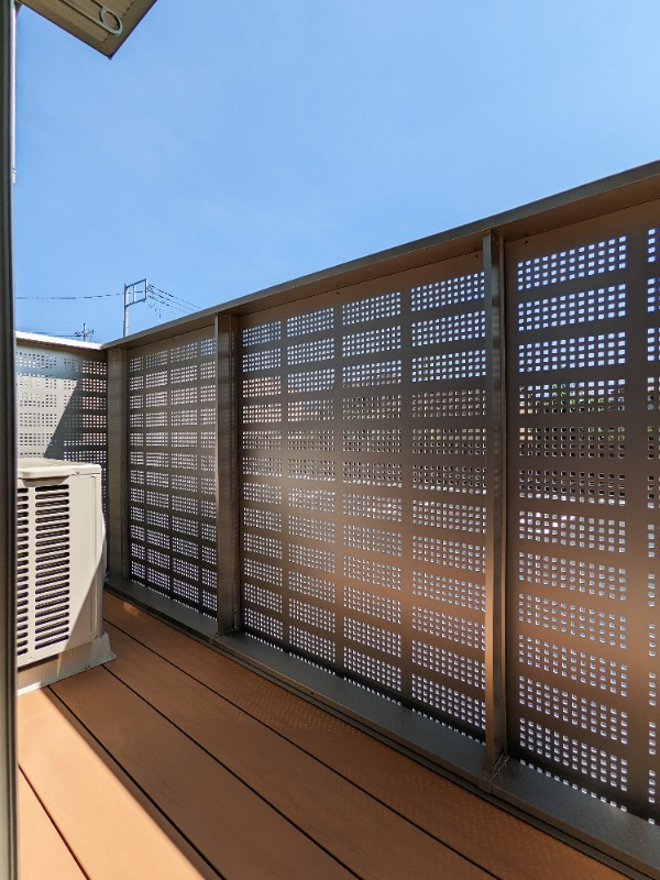 バルコニー　図面と現状に相違がある場合には現状を優先