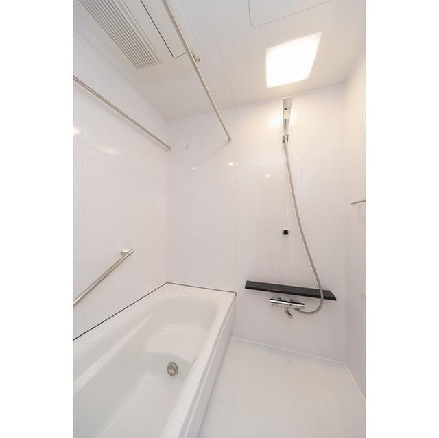 バス・シャワールーム　バス