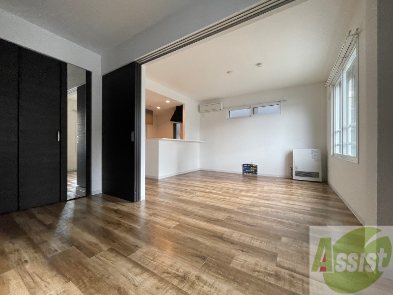 その他部屋・スペース　明るいお部屋は気持ちよく過ごせそうですね。