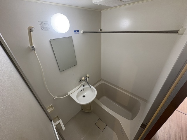 バス・シャワールーム　別号室の写真