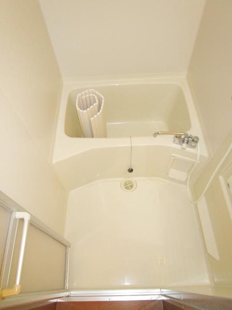 バス・シャワールーム　★清潔感のあるバスルームです★