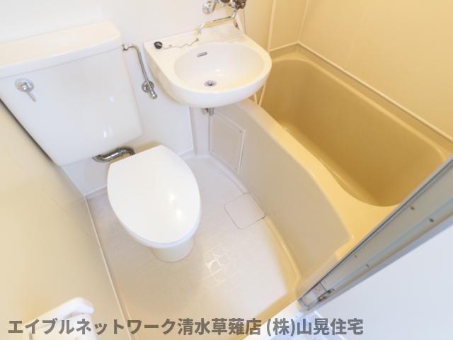 バス・シャワールーム　日々の疲れを癒すお風呂付です