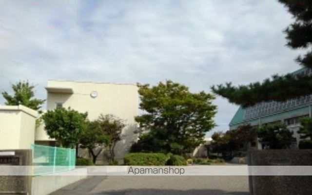 小学校　新潟市立大通小学校（小学校）まで1300m