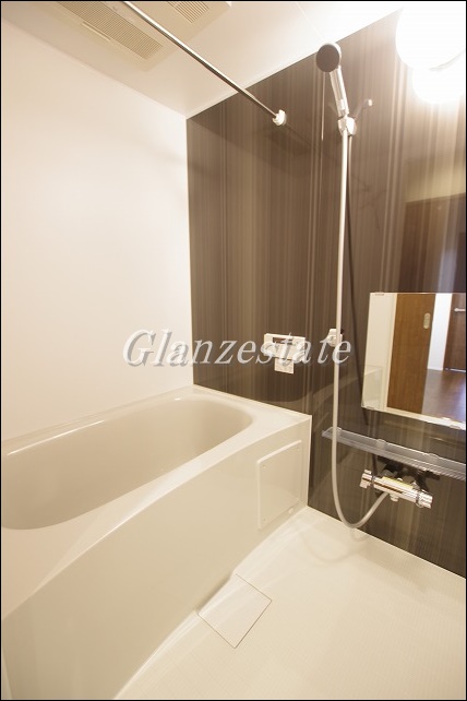 バス・シャワールーム　☆広々としたバスルーム☆