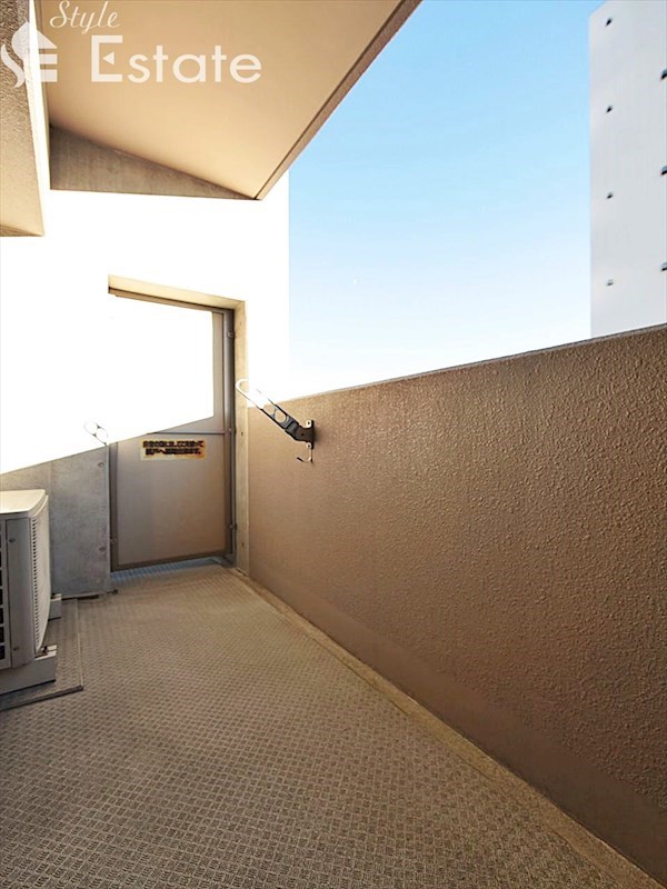 バルコニー　バルコニー