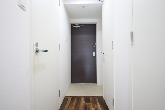 玄関　※別室の参考写真の為、現況優先です。