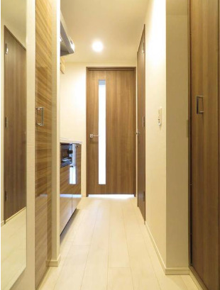 玄関　別部屋反転写真