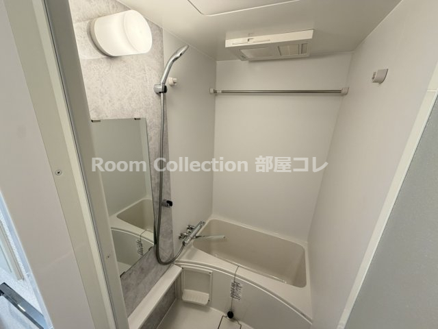 バス・シャワールーム　※同物件他部屋写真 反転、色違いの場合有 現況優先