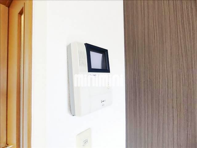 セキュリティ　突然の来客時もＴＶモニターホンでしっかり確認。