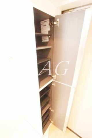 収納　シューズボックスです。