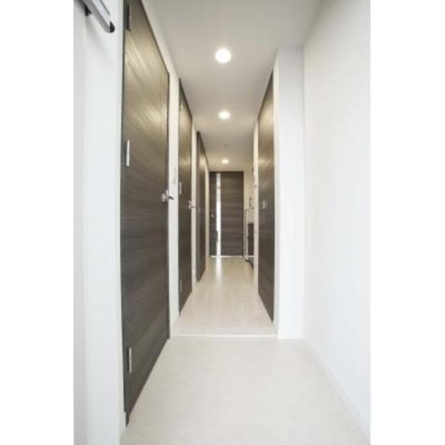 玄関　※写真は同タイプ住戸です。