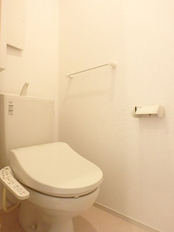 トイレ　図面と現状に相違がある場合には現状を優先