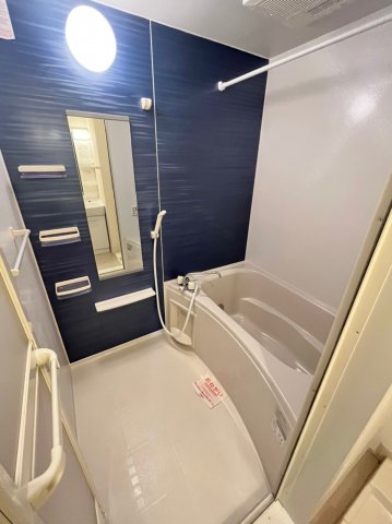 バス・シャワールーム　別号室の画像です。ご参考下さい