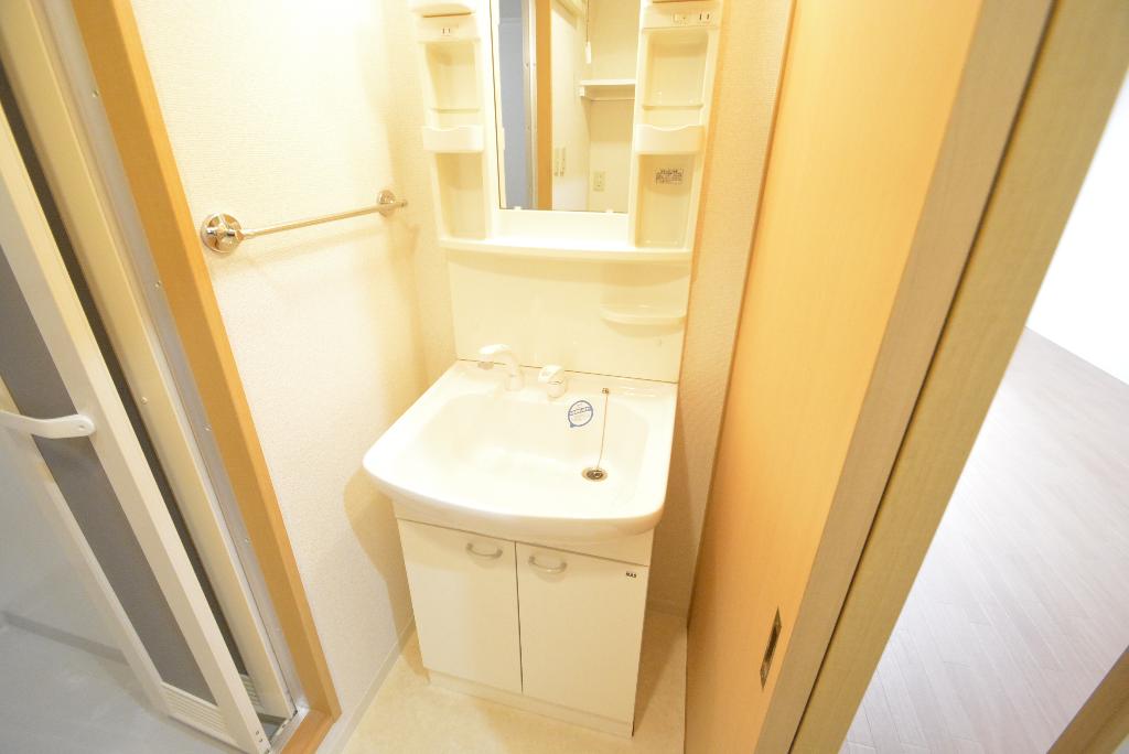 洗面設備　洗髪洗面化粧台