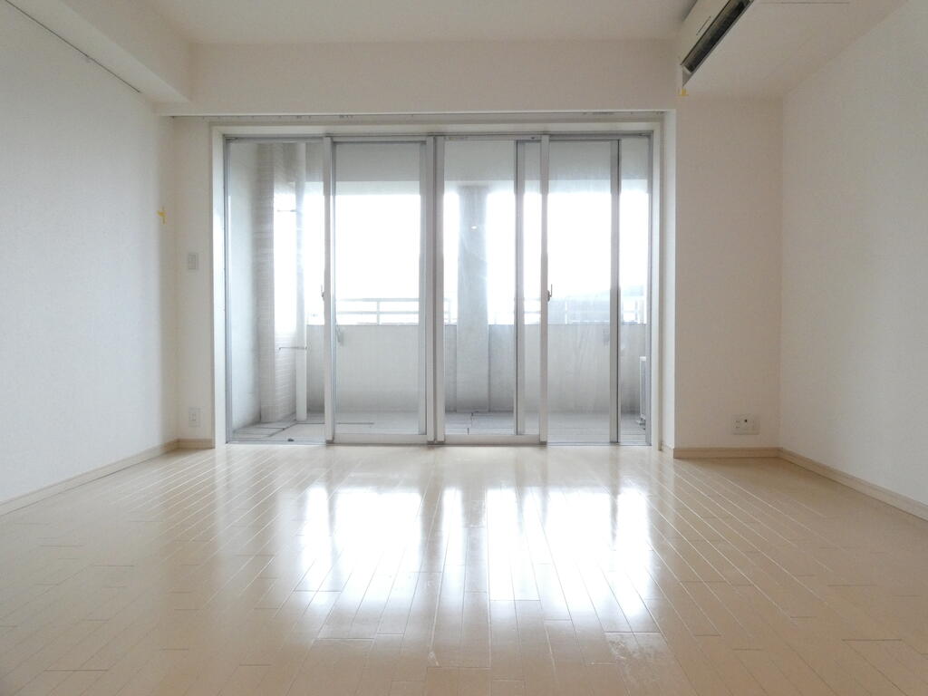 居室・リビング　内観1※別部屋参考写真