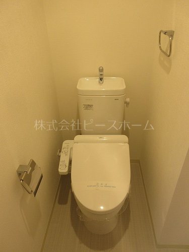 トイレ　※別号室参考写真