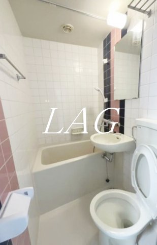 バス・シャワールーム　お風呂です。