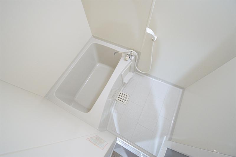 バス・シャワールーム　異なる場合は現況を優先します。