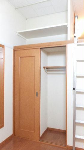 収納　クローゼット