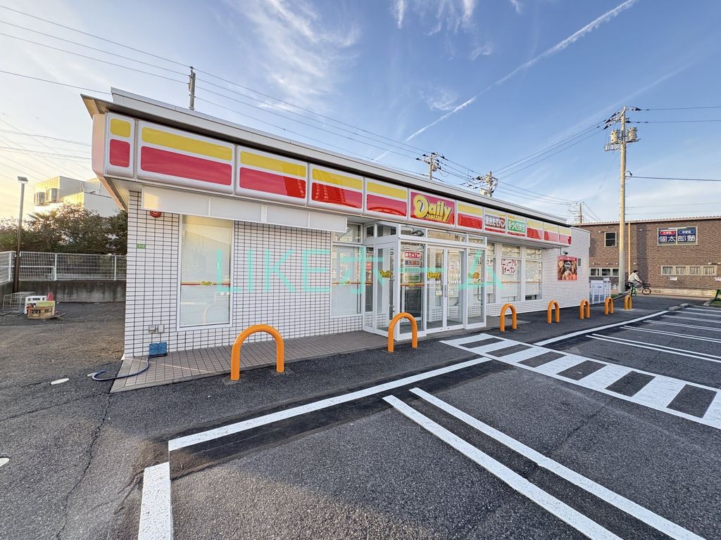 コンビニ　デイリーヤマザキ 船橋日大前店（コンビニ）まで1530m