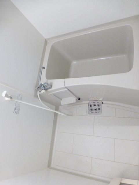 バス・シャワールーム　★明るくきれいな浴室です★