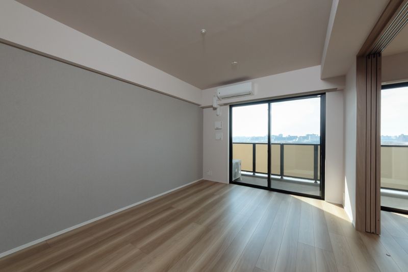 居室・リビング　☆明るい洋室☆