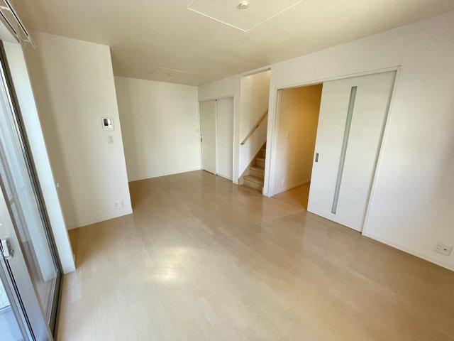 居室・リビング　写真はイメージです。色仕様は現況優先になります。