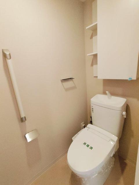 トイレ　温水洗浄暖房便座