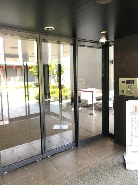 エントランス　エントランス