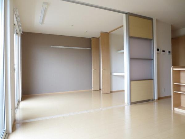 居室・リビング　※現況優先となります。