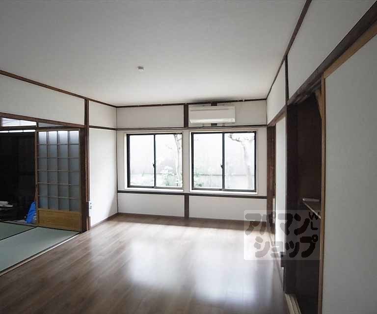 居室・リビング　洋室