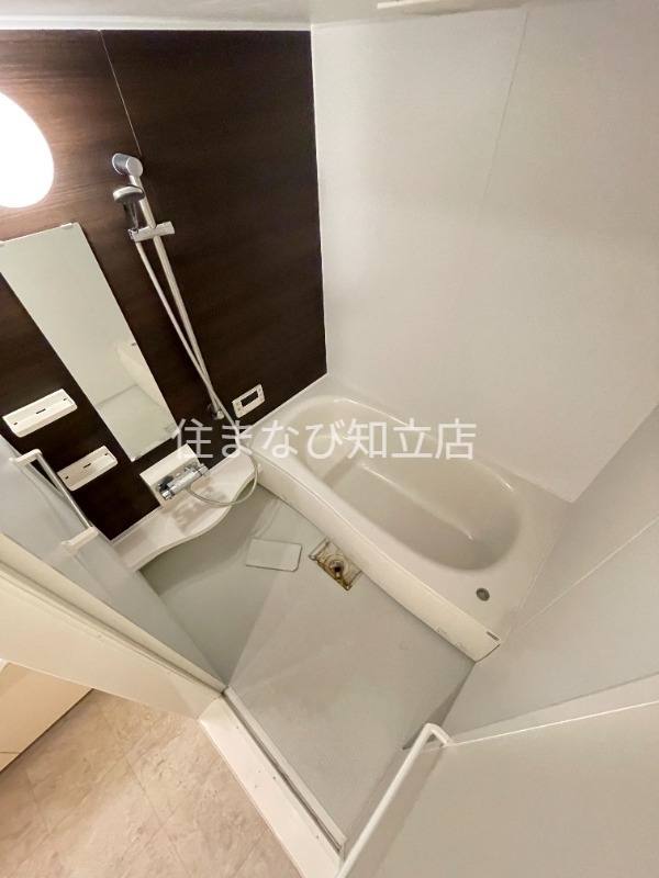 バス・シャワールーム　同型別部屋写真